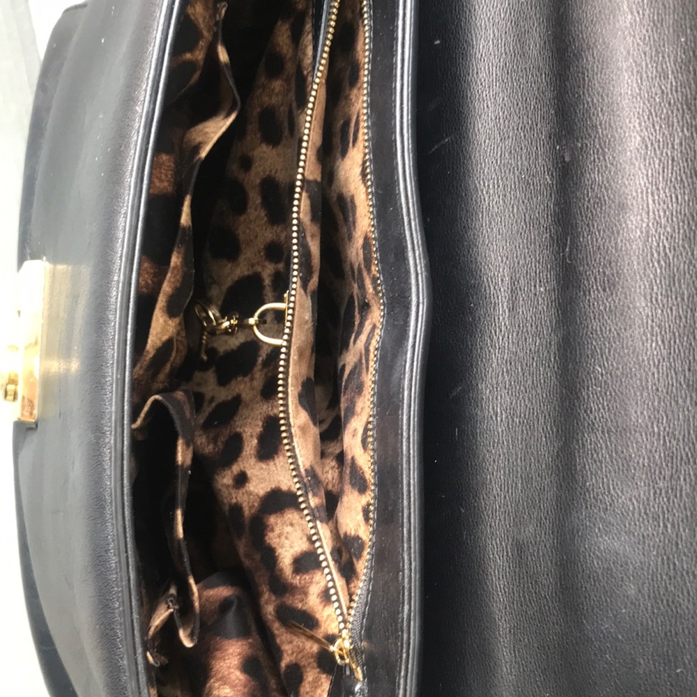 Dolce & Gabbana Miss Linda Saffiano leather handle bag with gold-tone - Picture 4 of 16